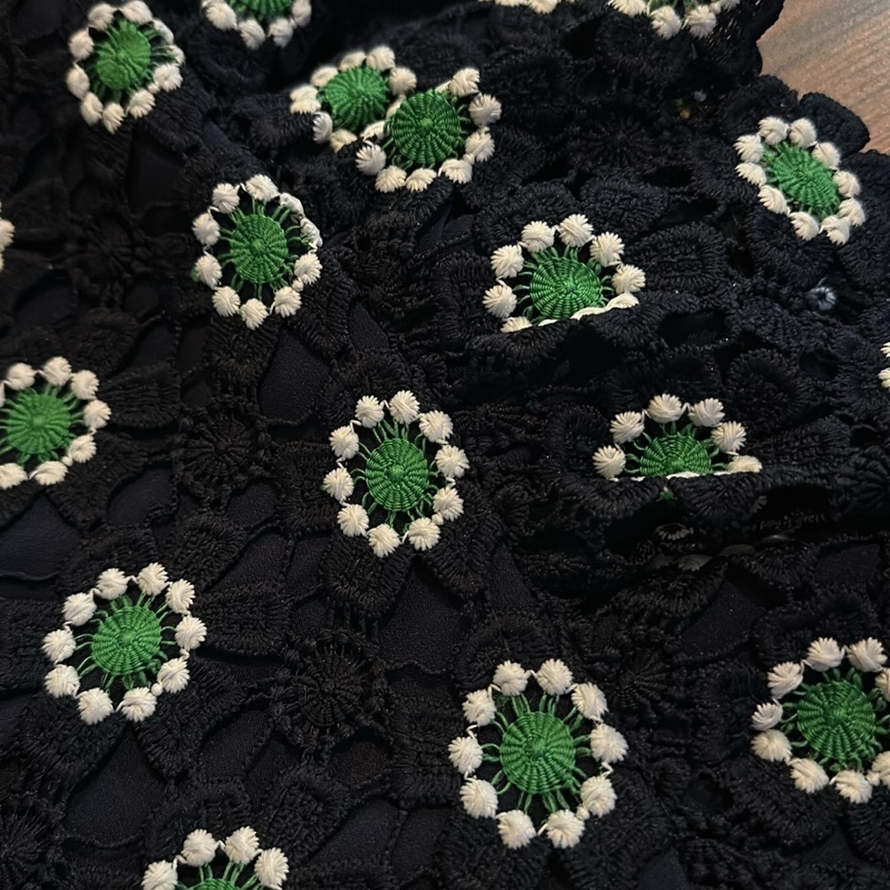 English Factory Floral Embroidered Navy and Green Skirt size Small - Picture 5 of 11